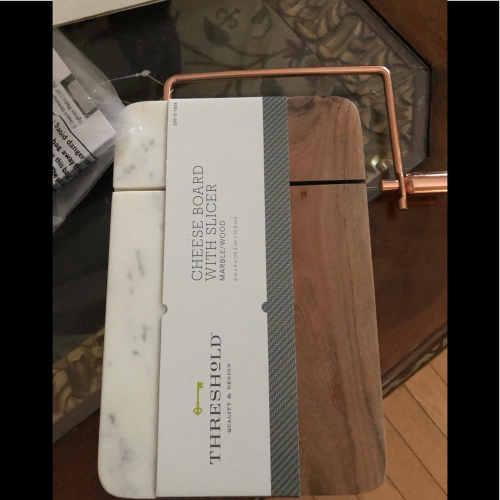NWT cheese cutting board